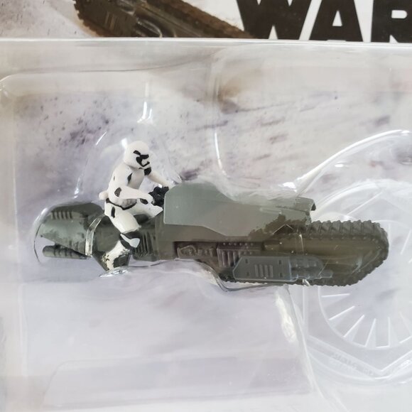 Hot Wheels Star Wars First Order Treadspeeder Die-Cast Vehicle With Flight Stand - Picture 2 of 4